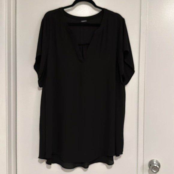 Torrid 4X Harper Georgette Black Blouse Short Sleeves - Picture 2 of 7